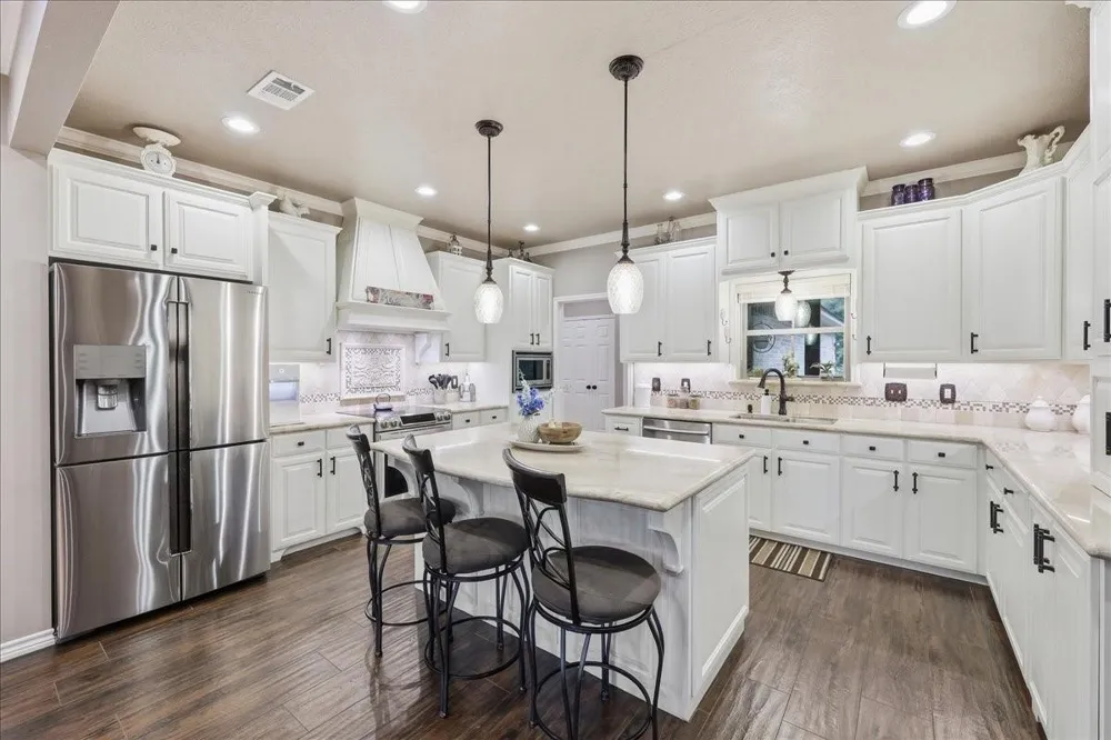 665 County Road 1270 Warren, TX 77664
