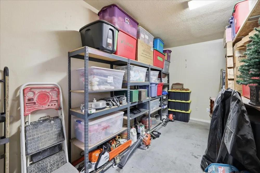 665 County Road 1270 Warren, TX 77664