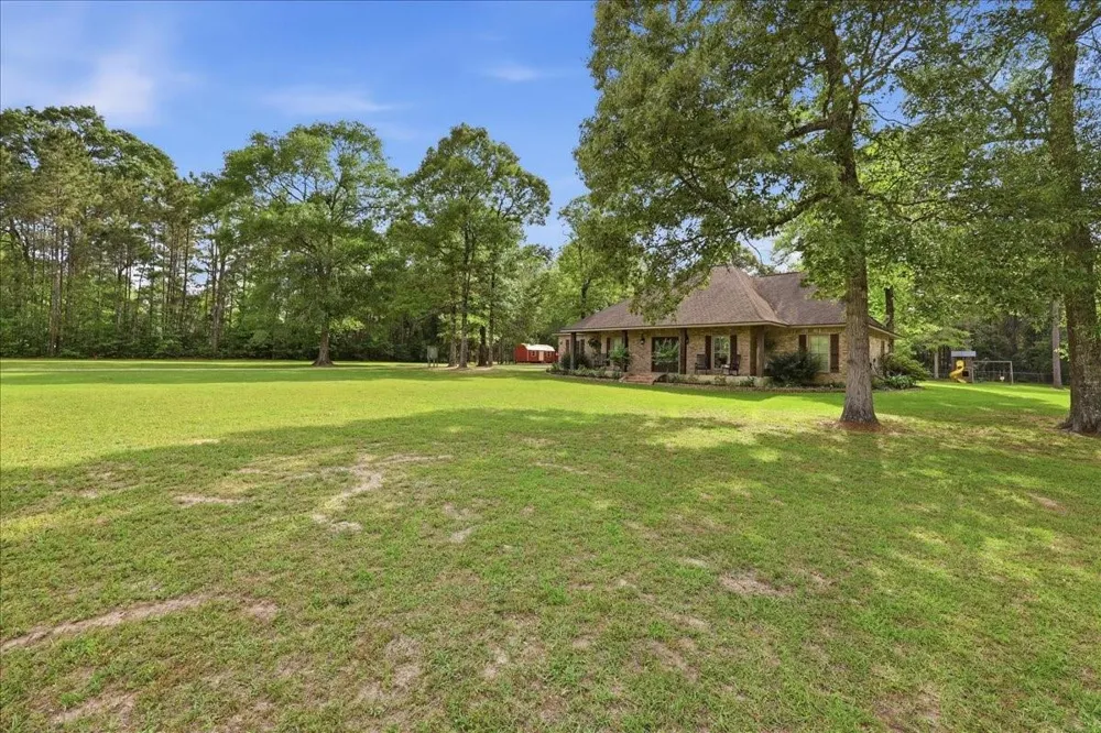 665 County Road 1270 Warren, TX 77664