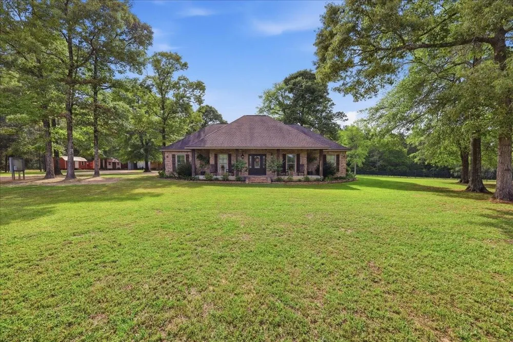 665 County Road 1270 Warren, TX 77664