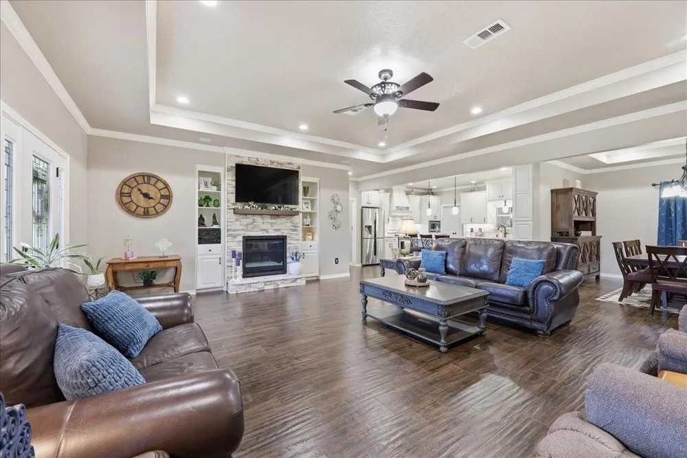 665 County Road 1270 Warren, TX 77664