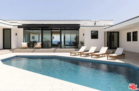 31388 Broad Beach Road