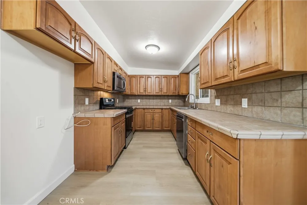 24285 Sage Boron, CA 93516
