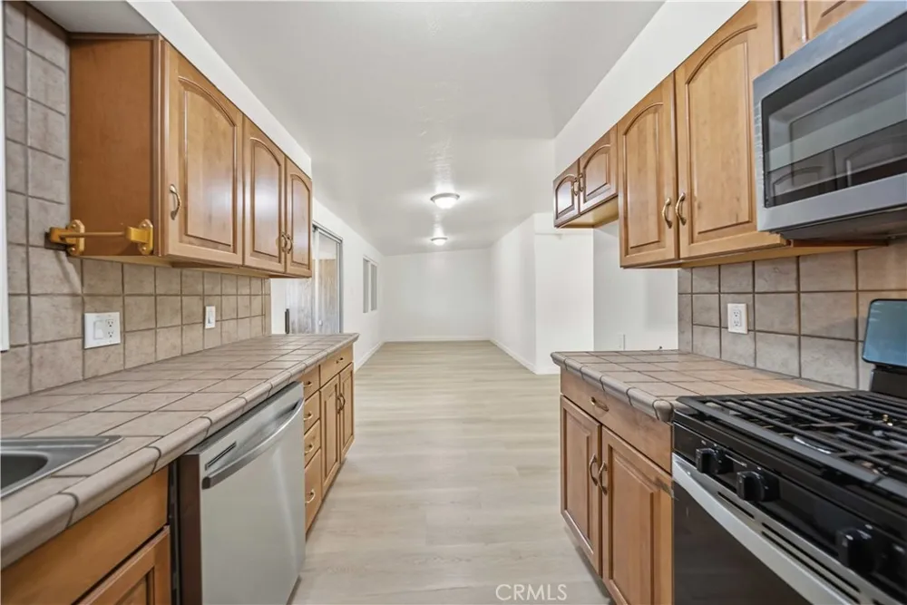 24285 Sage Boron, CA 93516