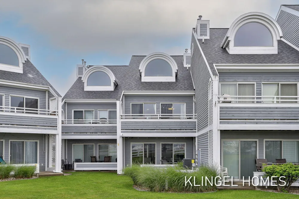 110 Millpoint Drive #10 Spring Lake Village, MI 49456