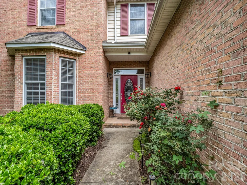 99 Driftstone Circle Arden, NC 28704