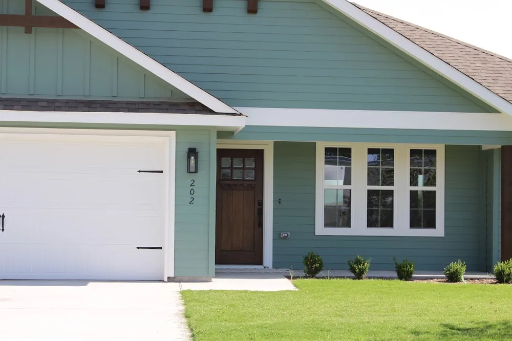 202 Walnut Street Whitesboro, TX 76273
