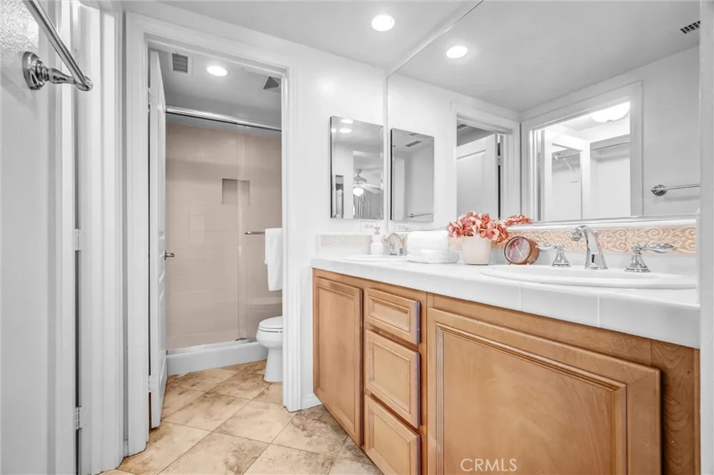 12 Shellprint Court Newport Beach, CA 92663