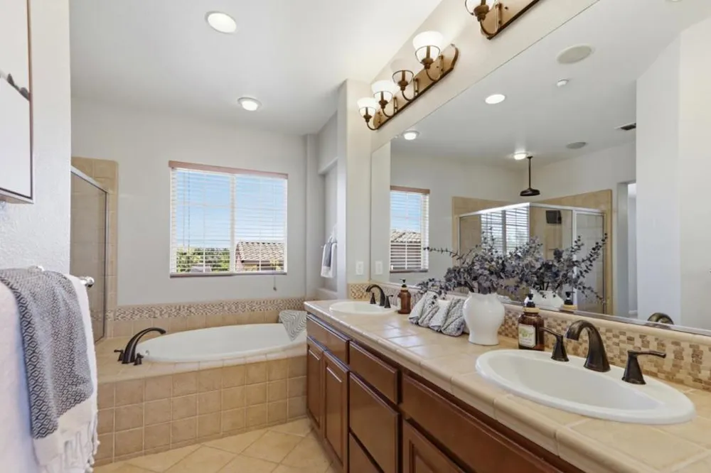 1382 Trailside Lane San Jose, CA 95138