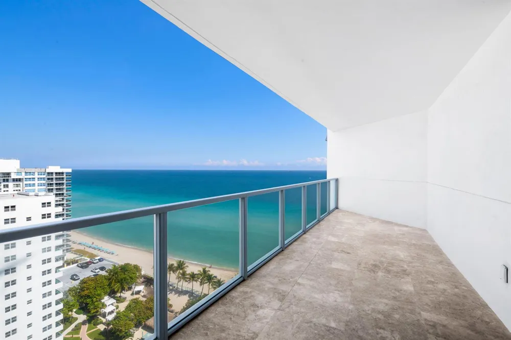 3101 S Ocean Drive #1807 Hollywood, FL 33019