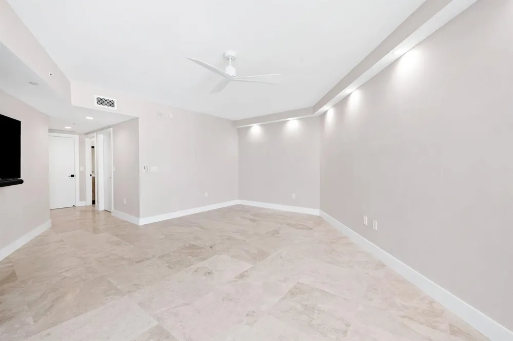 3101 S Ocean Drive #1807 Hollywood, FL 33019