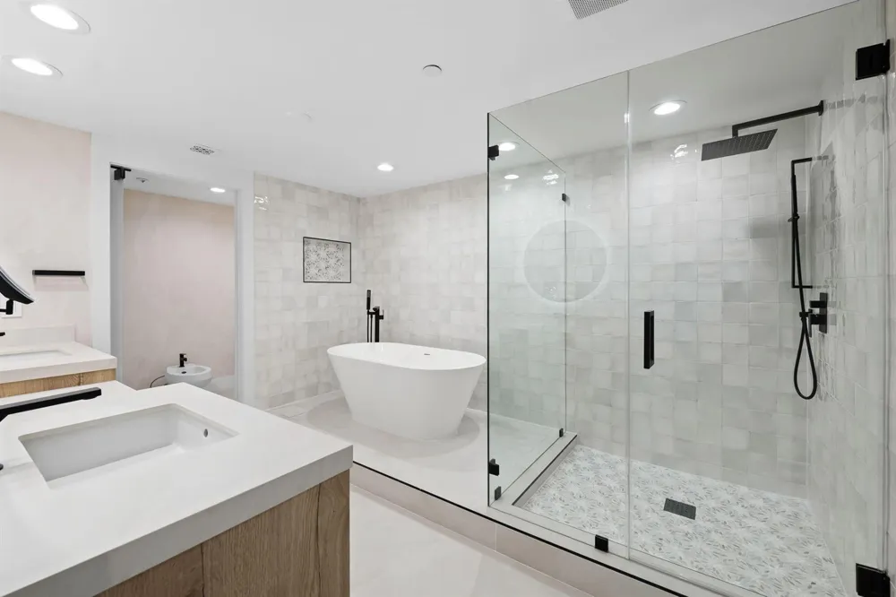 3101 S Ocean Drive #1807 Hollywood, FL 33019