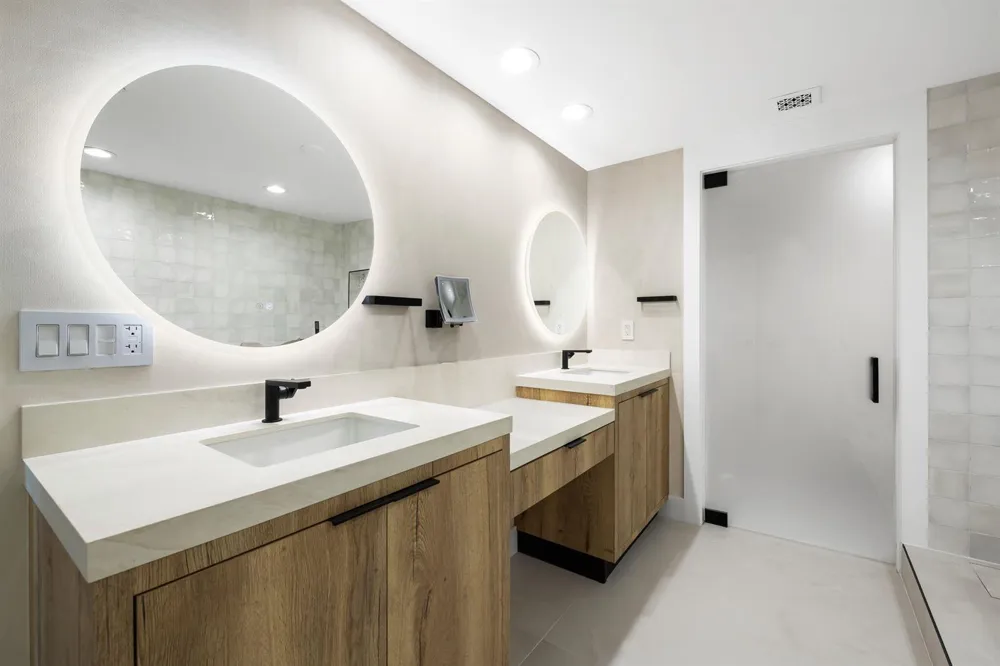 3101 S Ocean Drive #1807 Hollywood, FL 33019