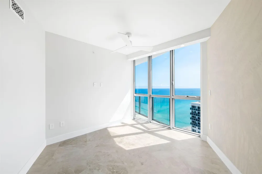 3101 S Ocean Drive #1807 Hollywood, FL 33019