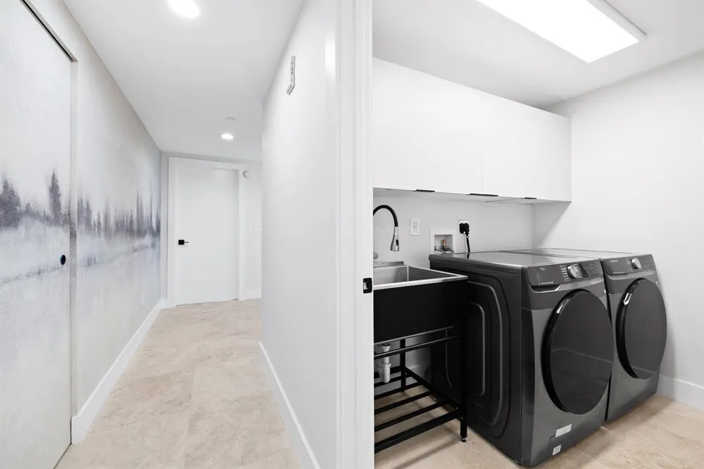 3101 S Ocean Drive #1807 Hollywood, FL 33019