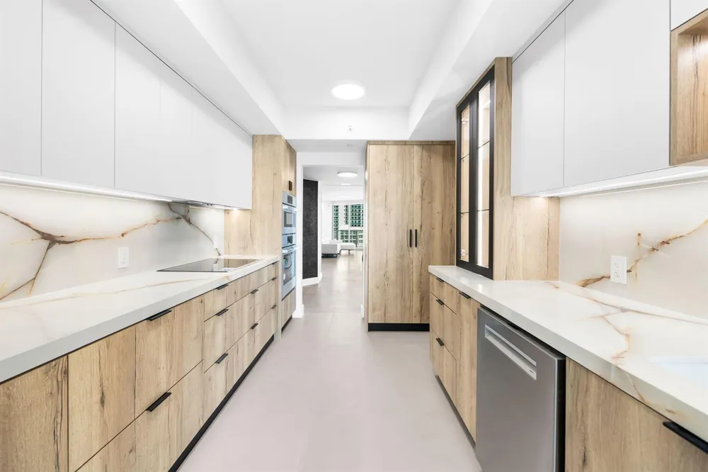 3101 S Ocean Drive #1807 Hollywood, FL 33019