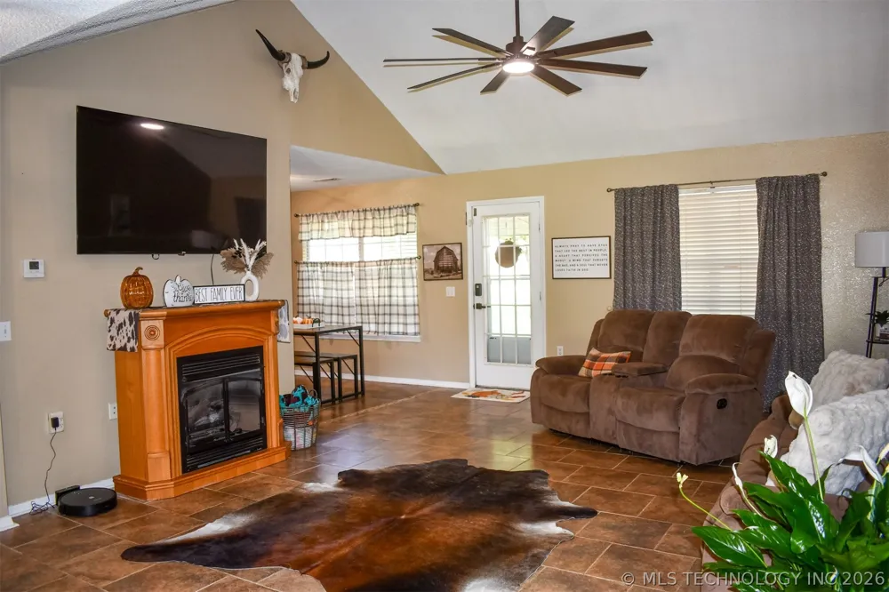 1108 Bermuda Drive Stigler, OK 74462