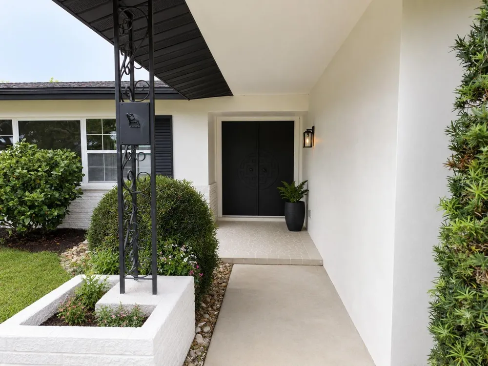 810 ALLAMANDA DRIVE Largo, FL 33770