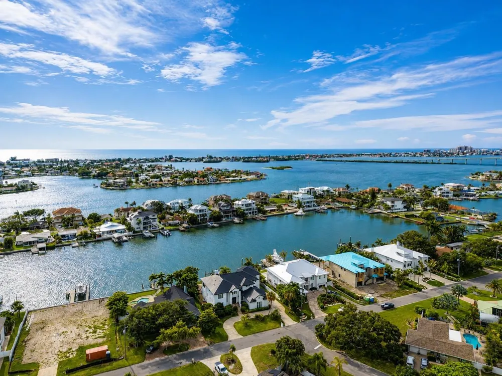 810 ALLAMANDA DRIVE Largo, FL 33770