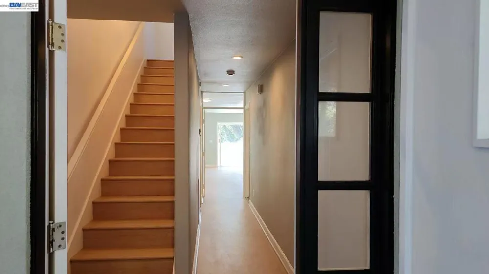 917 1St St Rodeo, CA 94572