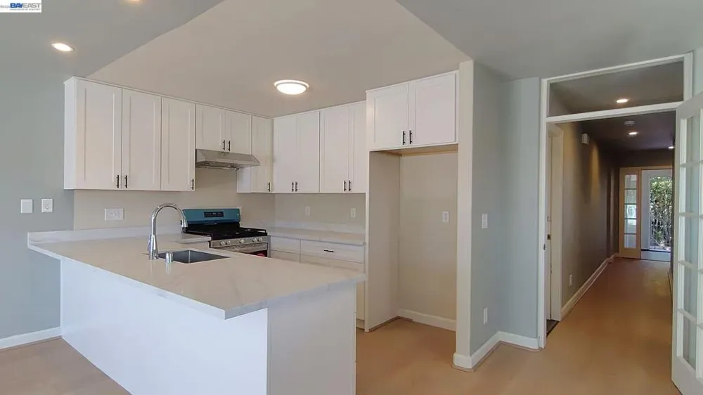 917 1St St Rodeo, CA 94572