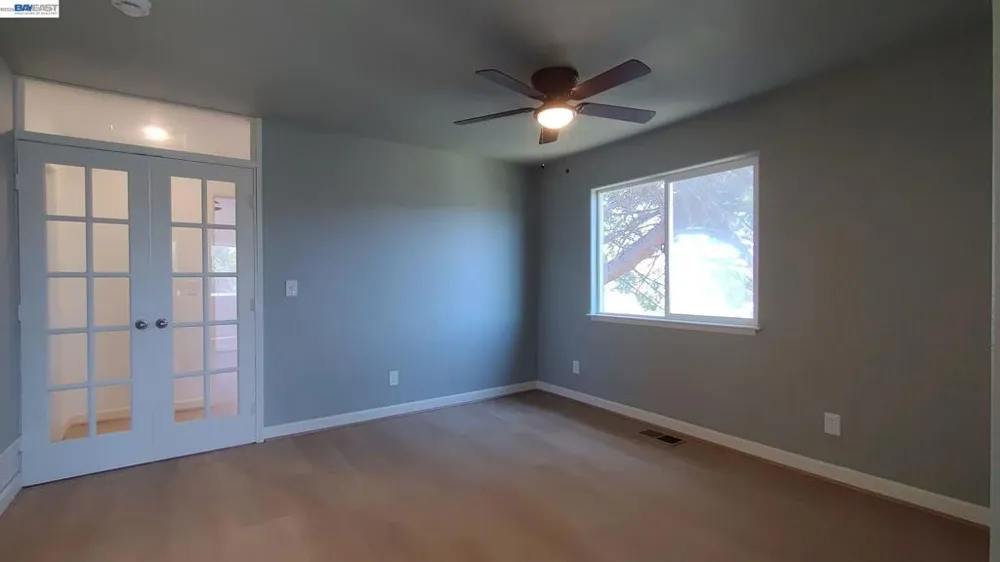917 1St St Rodeo, CA 94572
