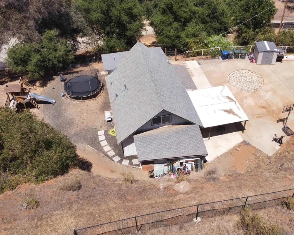 11802 Hi Ridge Lakeside, CA 92040