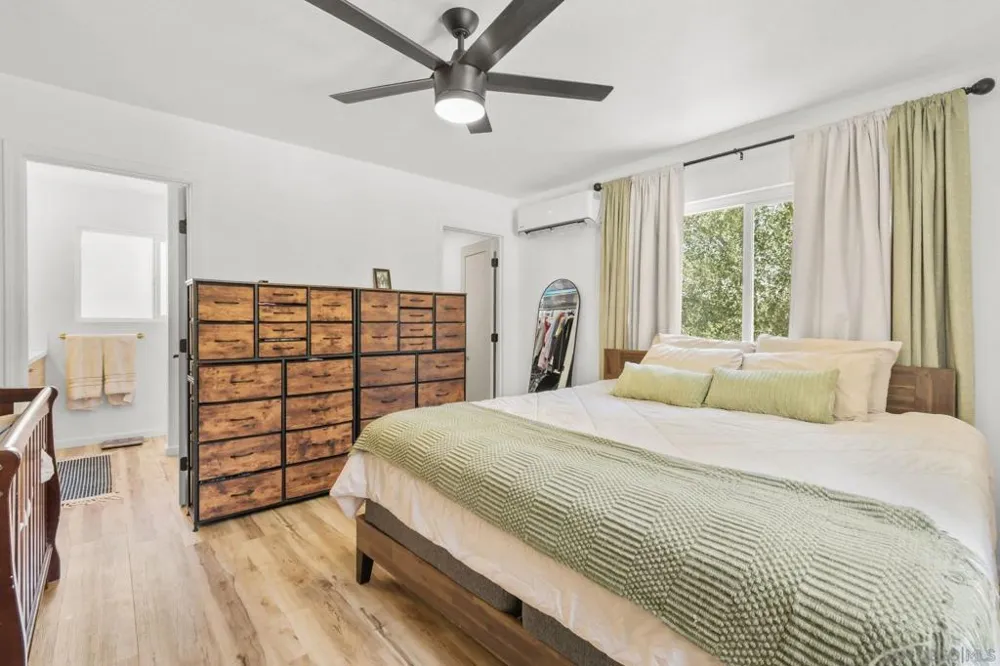 11802 Hi Ridge Lakeside, CA 92040