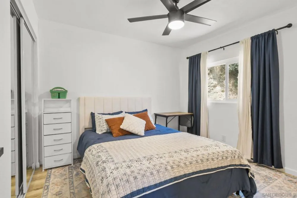 11802 Hi Ridge Lakeside, CA 92040