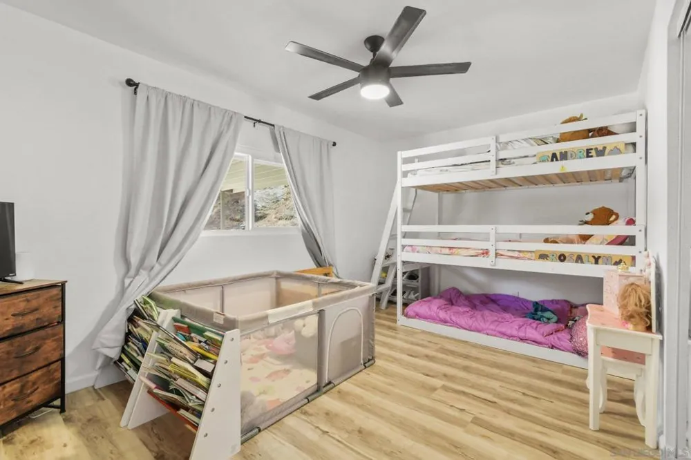 11802 Hi Ridge Lakeside, CA 92040