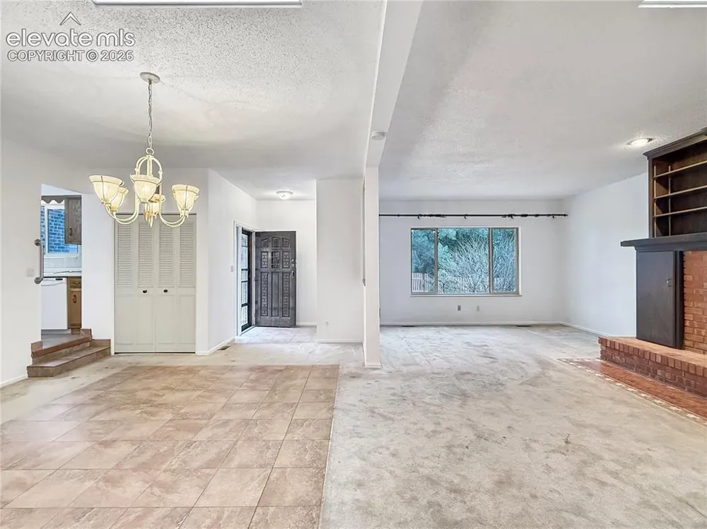 52 Villa Drive Pueblo, CO 81001