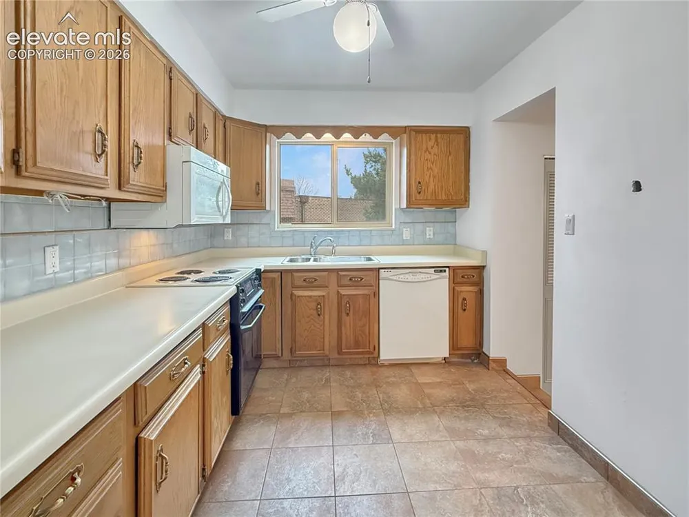 52 Villa Drive Pueblo, CO 81001