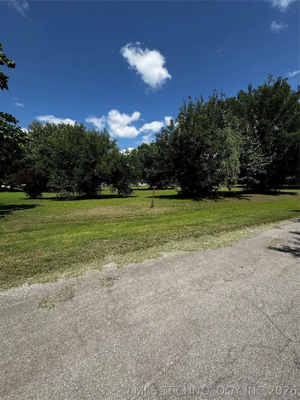 205 S E Davis, OK 73030
