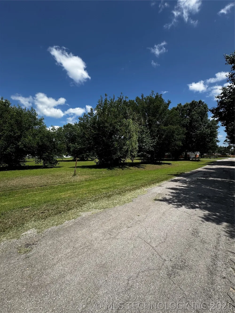 205 S E Davis, OK 73030