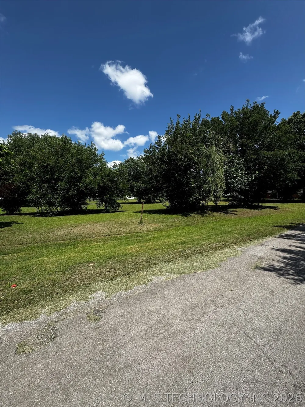 205 S E Davis, OK 73030