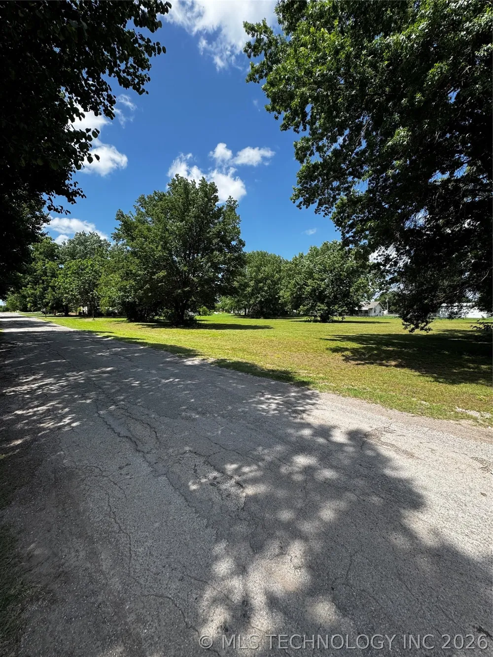 205 S E Davis, OK 73030
