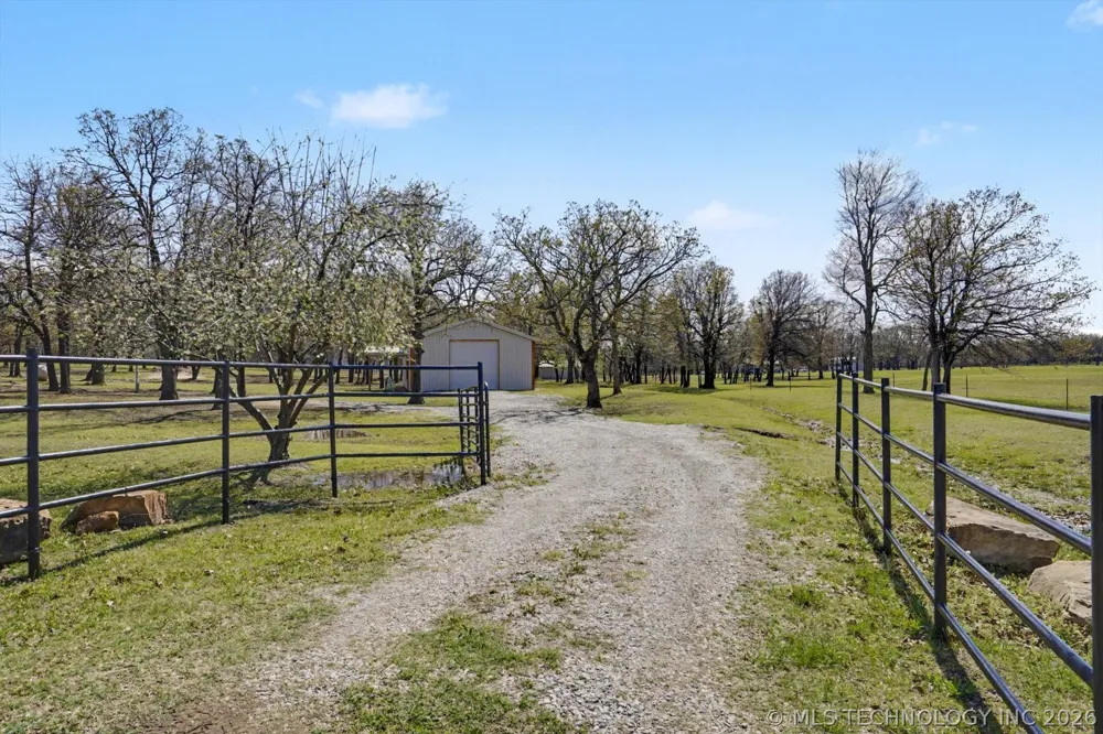 1429 County Road 2150 Skiatook, OK 74070