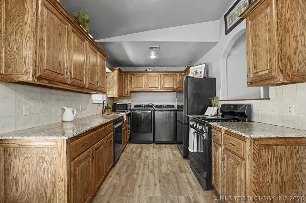 1429 County Road 2150 Skiatook, OK 74070