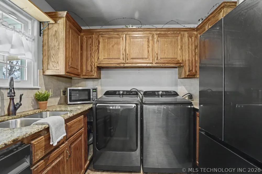 1429 County Road 2150 Skiatook, OK 74070