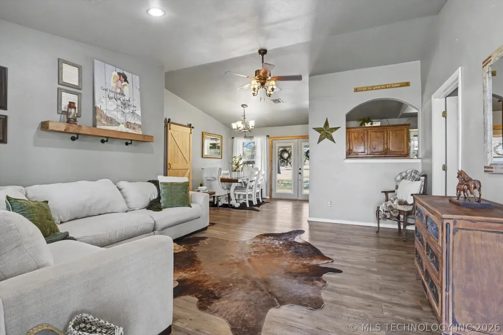 1429 County Road 2150 Skiatook, OK 74070