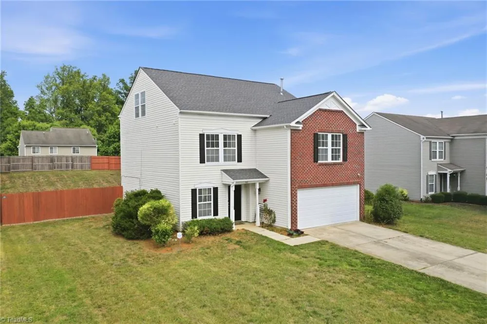 410 Walnut Crossing Drive Whitsett, NC 27377