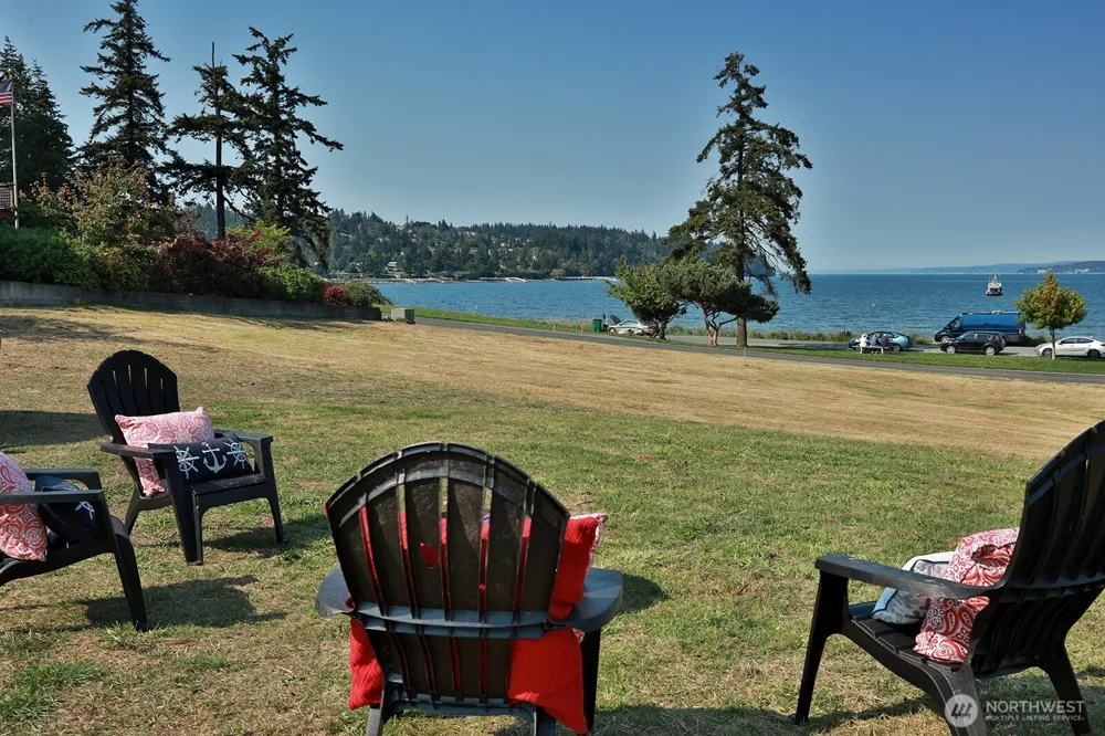 5396 Myrtle Avenue Freeland, WA 98249