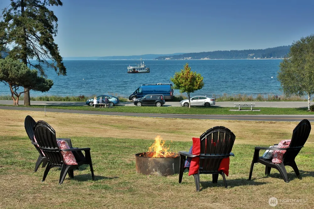 5396 Myrtle Avenue Freeland, WA 98249