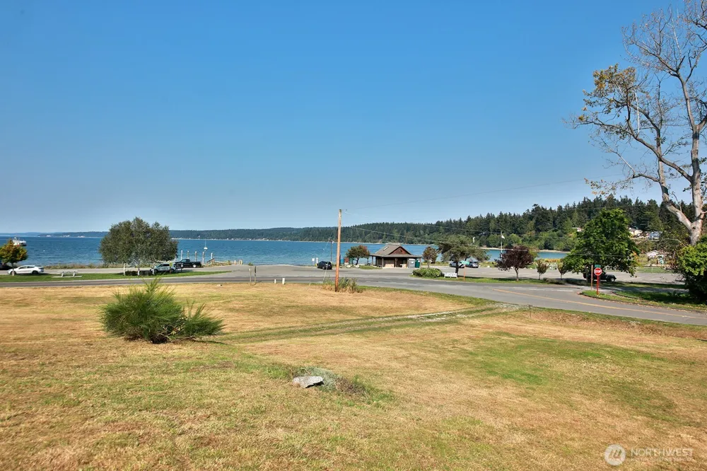 5396 Myrtle Avenue Freeland, WA 98249