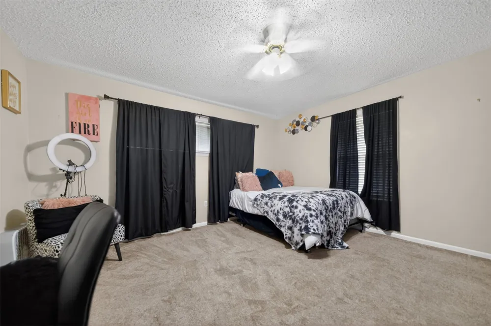 813 E Clinton Avenue Athens, TX 75751