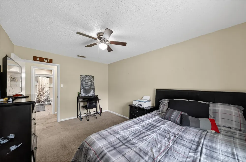 813 E Clinton Avenue Athens, TX 75751