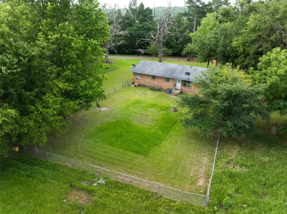 519 An County Road 450 Palestine, TX 75803