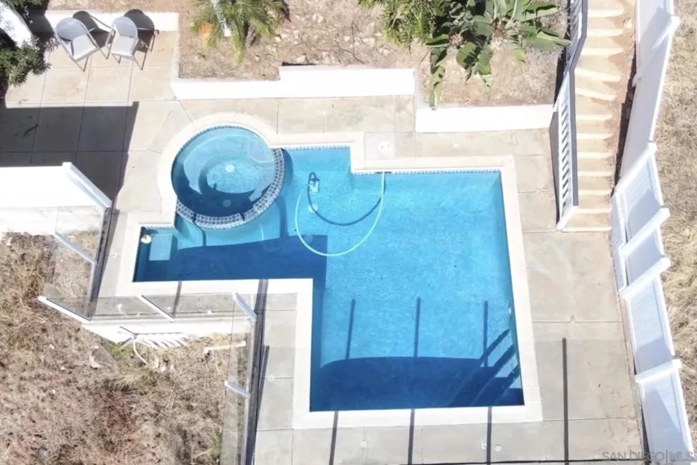 1102 La Mesa Spring Valley, CA 91977