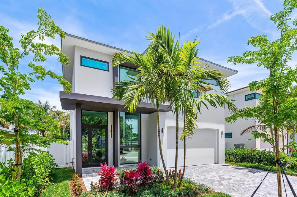 207 SE 5th Street Delray Beach, FL 33483