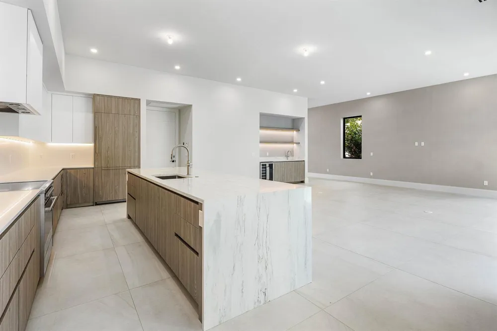 207 SE 5th Street Delray Beach, FL 33483